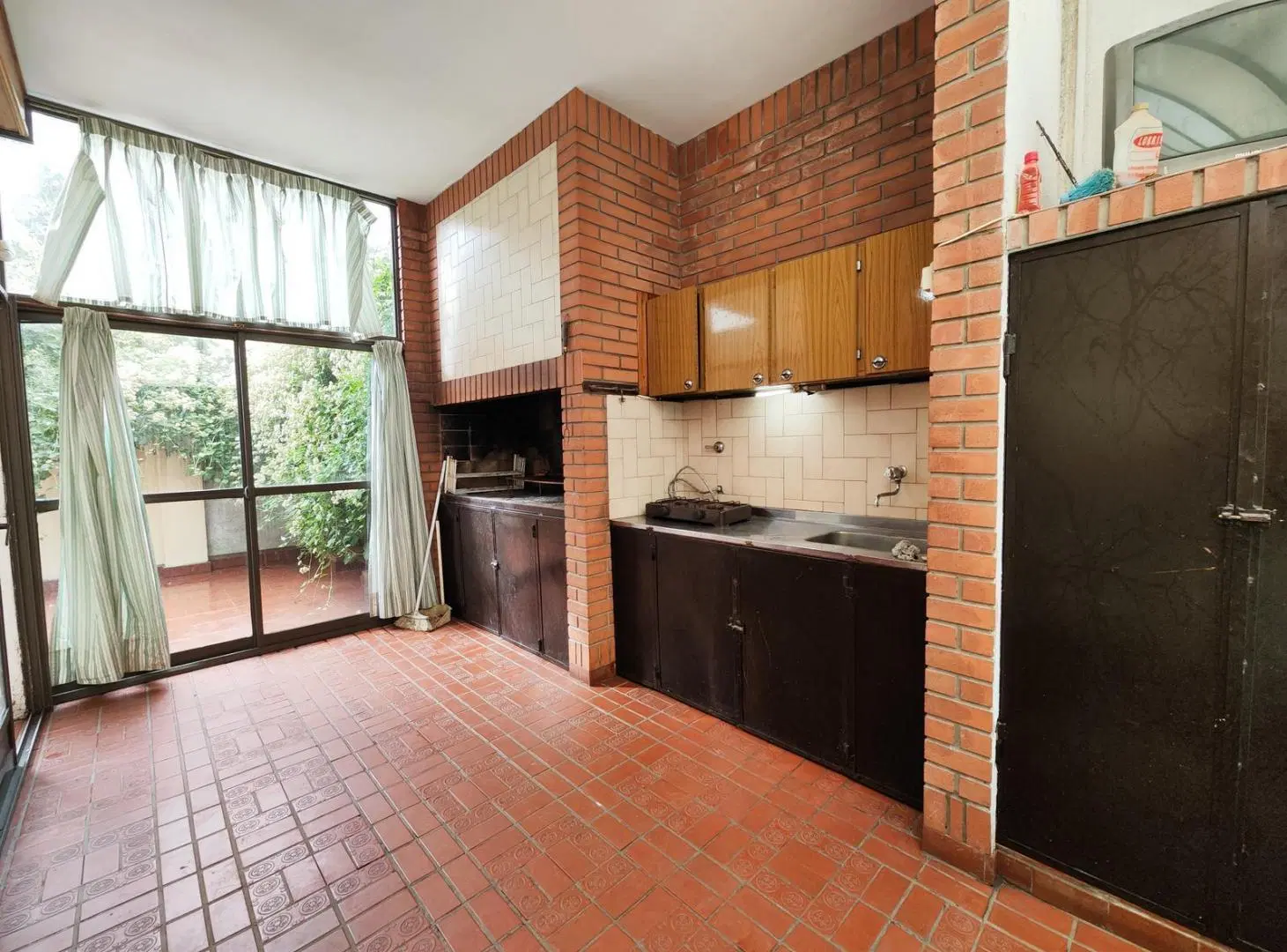Venta Casa 4 Dormitorios Jardin Quincho 3