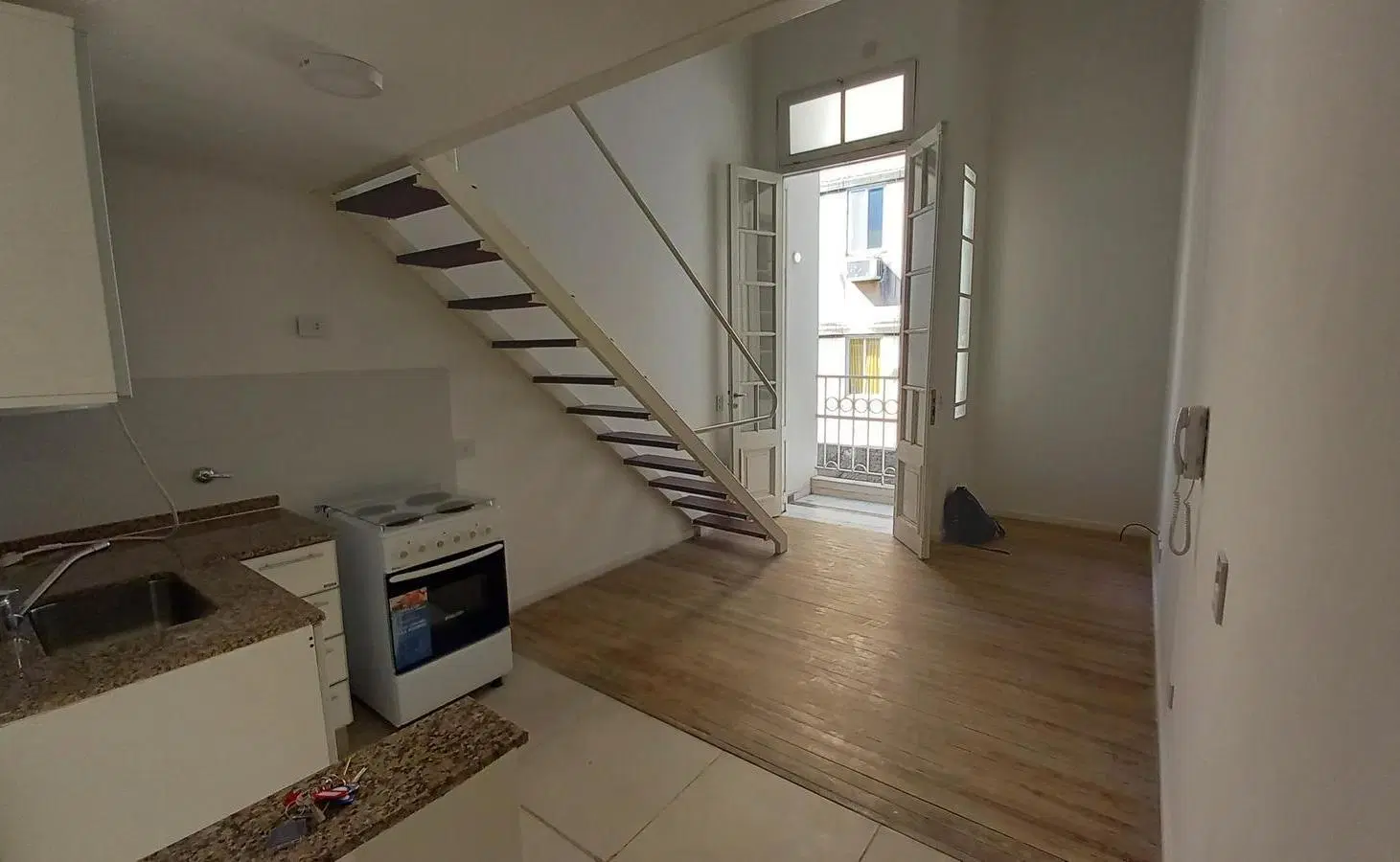 duplex en alquiler 1 dormitorio con balcon Rosario centro 5