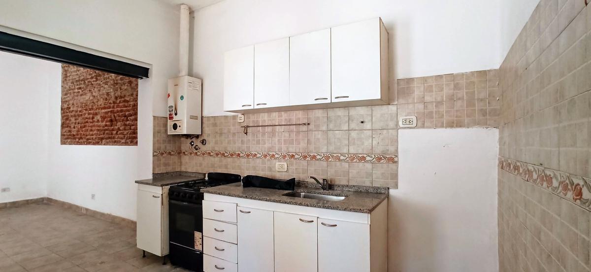 Foto de Departamento pasillo 2 dormitorios con patio, imagen 4