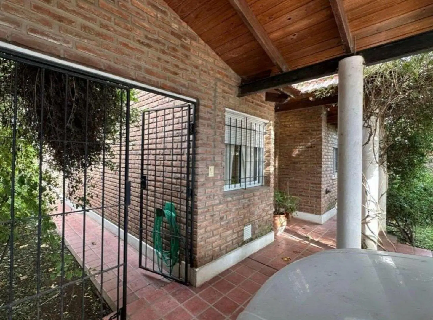 Casa urbana - Funes 2 dorm 8