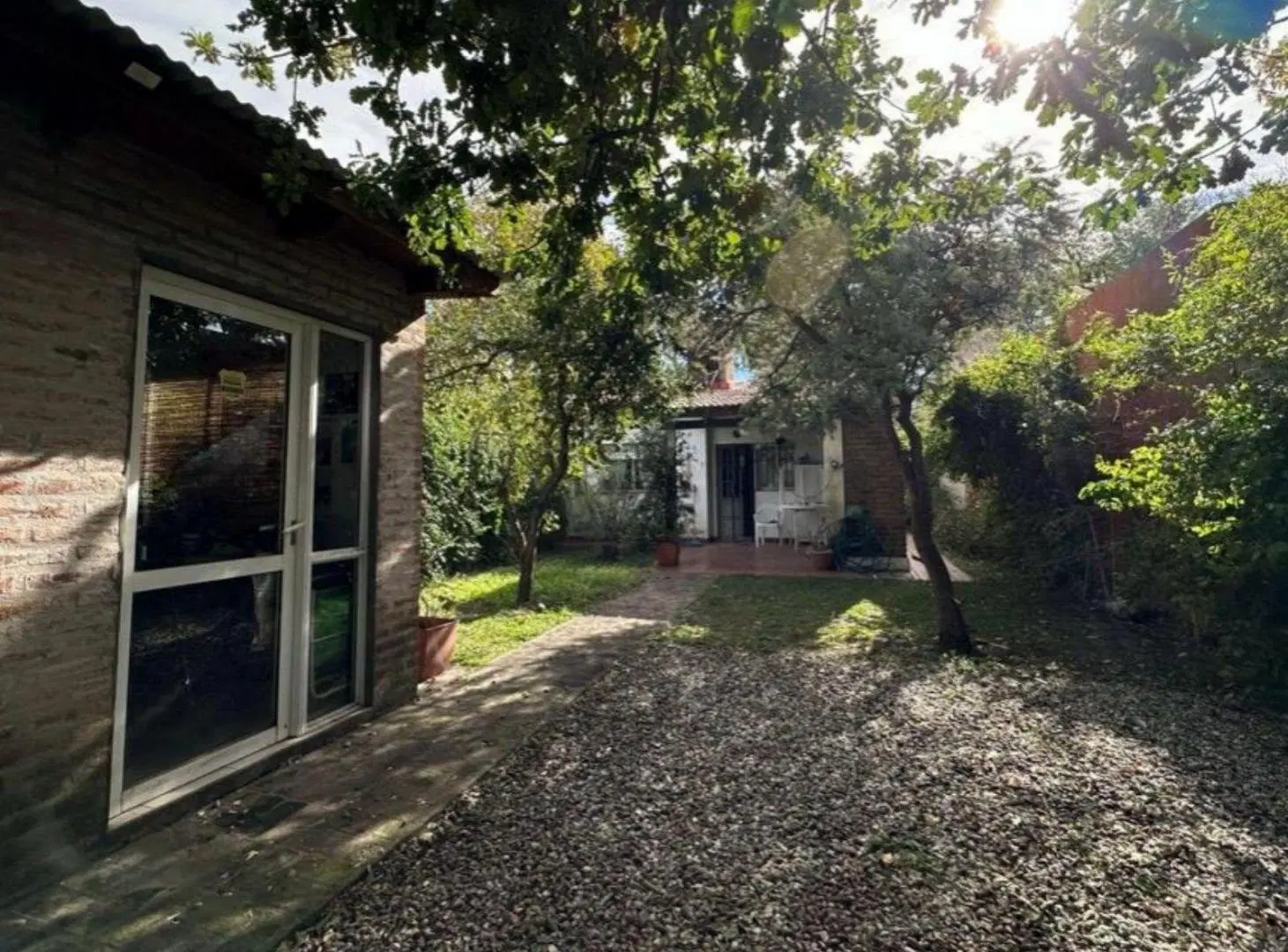 Casa urbana - Funes 2 dorm 3