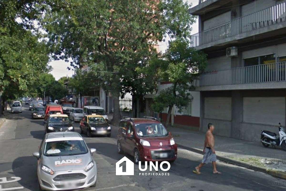 Lote en Santa Fe y Bv. Avellaneda: 80 m² Para Construir Hasta 10 Pisos en Zona Urbana B. 1