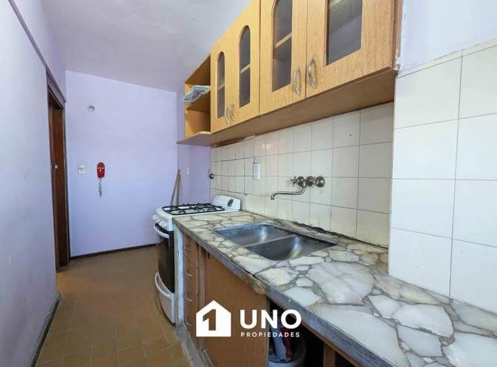 Foto de Departamento de 1 dormitorio con balcón al frente, vista despejada con, imagen 3