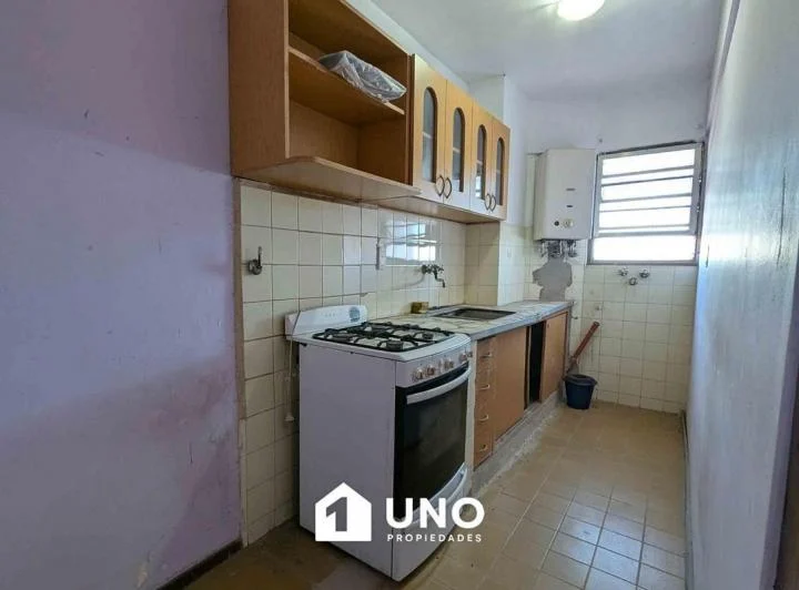 Foto de Departamento de 1 dormitorio con balcón al frente, vista despejada con, imagen 4