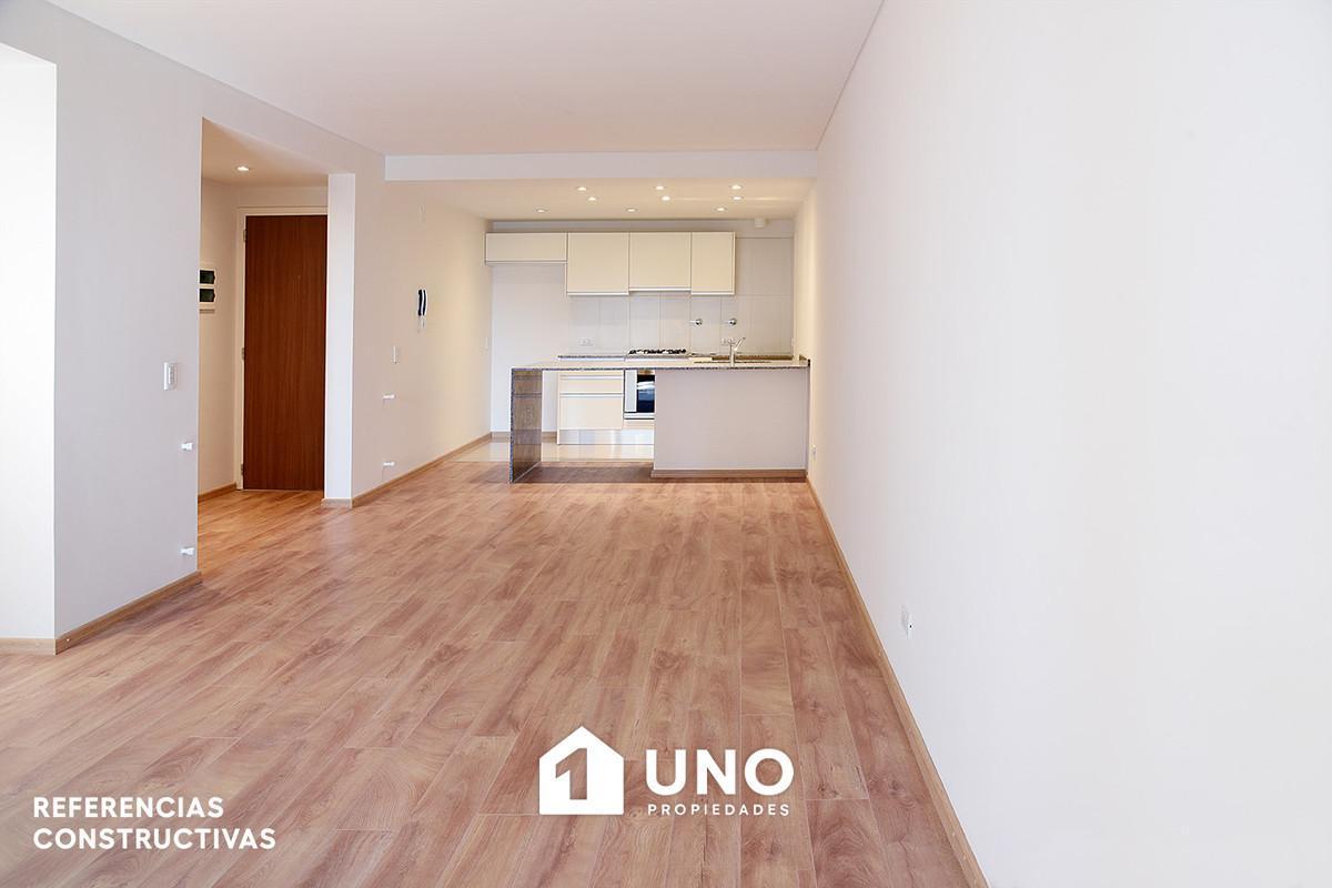 Amplio monoambiente con patio de 24 m2, entrega agosto 2028.