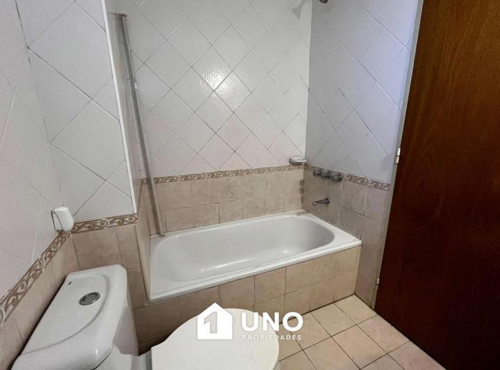 Departamento de 1 dormitorio con balcón a la calle 3