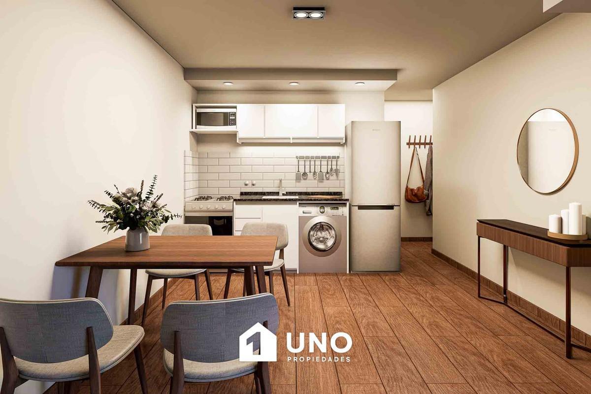 Oficina amplia con balcón y privado en zona comercial de Rosario. Entrega en mayo de 2027. Cochera d