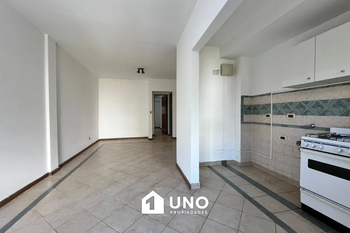 Departamento de un dormitorio con amplio balcón. 3