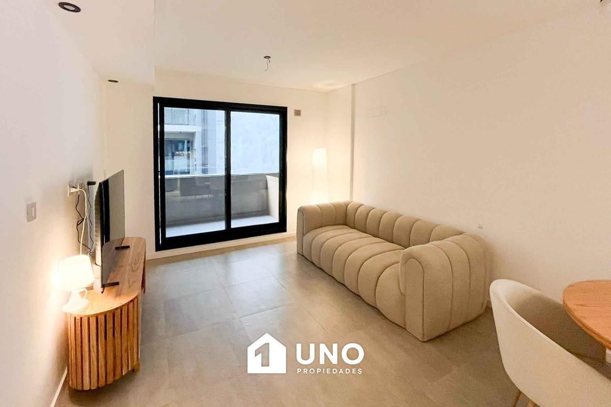 Departamento interno de 2 dormitorios con balcón y amenities.