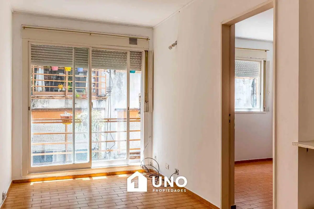 Departamento de 1 dormitorio en zona centro. Alquilado hasta enero de 2027. 5