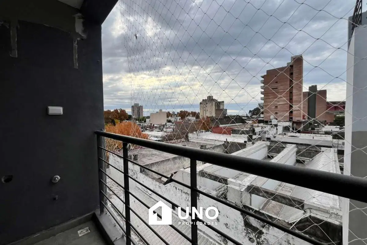 Departamento de 1 dormitorio con balcón y terraza exclusiva 1