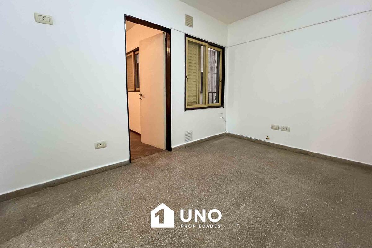 Departamento de 1 dormitorio, próximo al Parque Independencia.