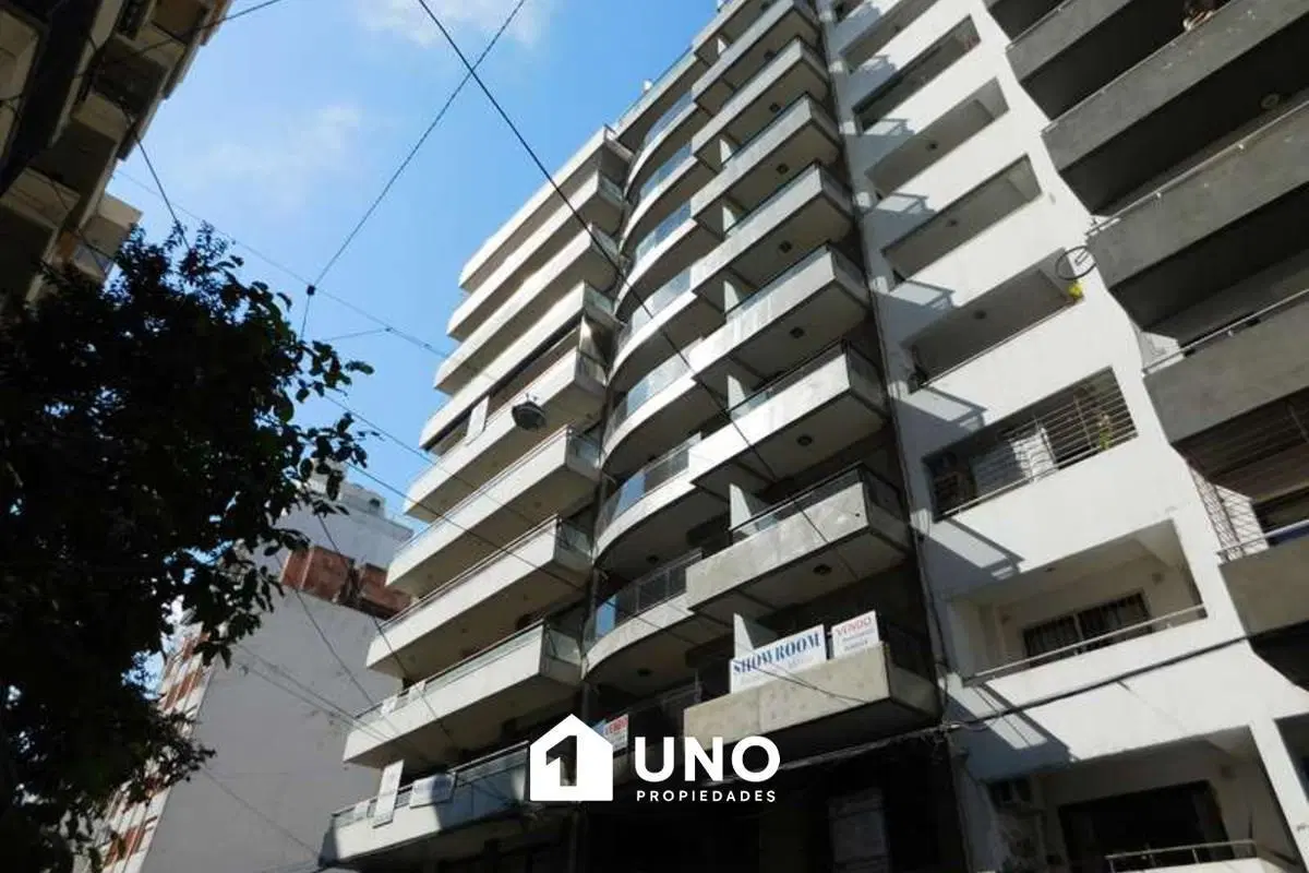 Departamento externo de 1 dormitorio con patio exclusivo y amenities en zona río. 3