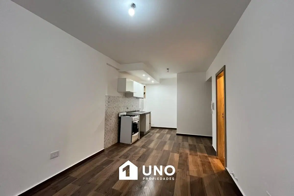 Departamento a estrenar  de un dormitorio con balcón al frente. 3