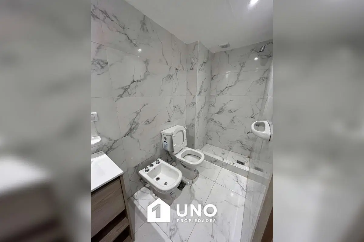 Departamento monoambiente interno con balcón. 8