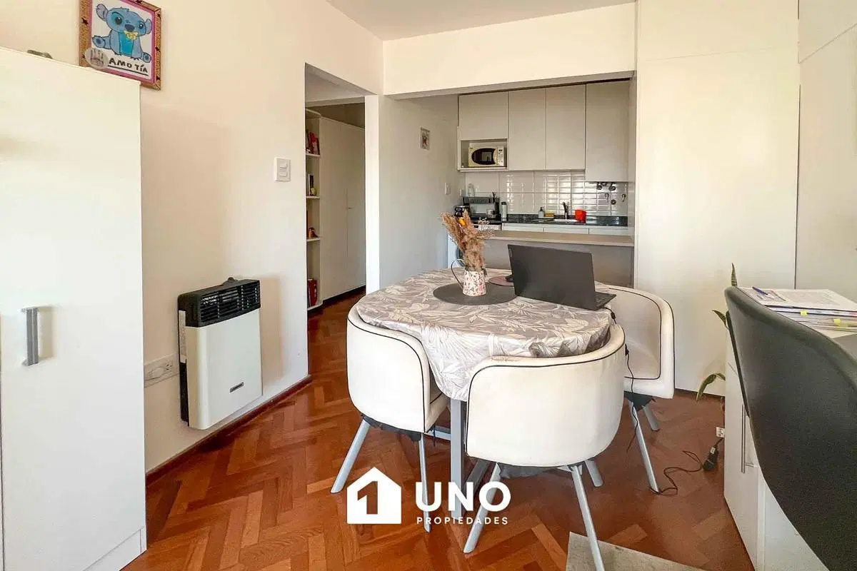 Departamento reciclado de 1 dormitorio, muy luminoso. Alquilado hasta enero del 2027. 8