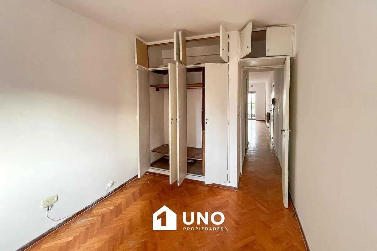 Departamento luminoso de 1 dormitorio con balcón terraza. Apto crédito. 5