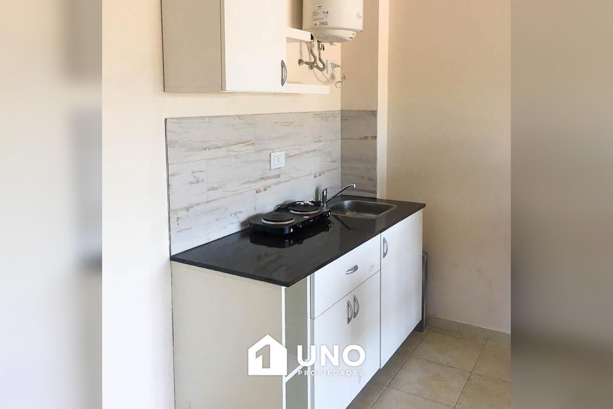 Foto de Monoambiente externo con balcón, amplio y luminoso., imagen 2