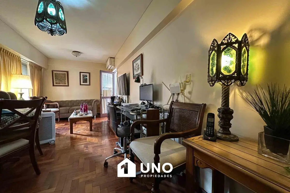 Departamento de 2 dormitorios con balcón orientado al norte. Apto crédito. 8