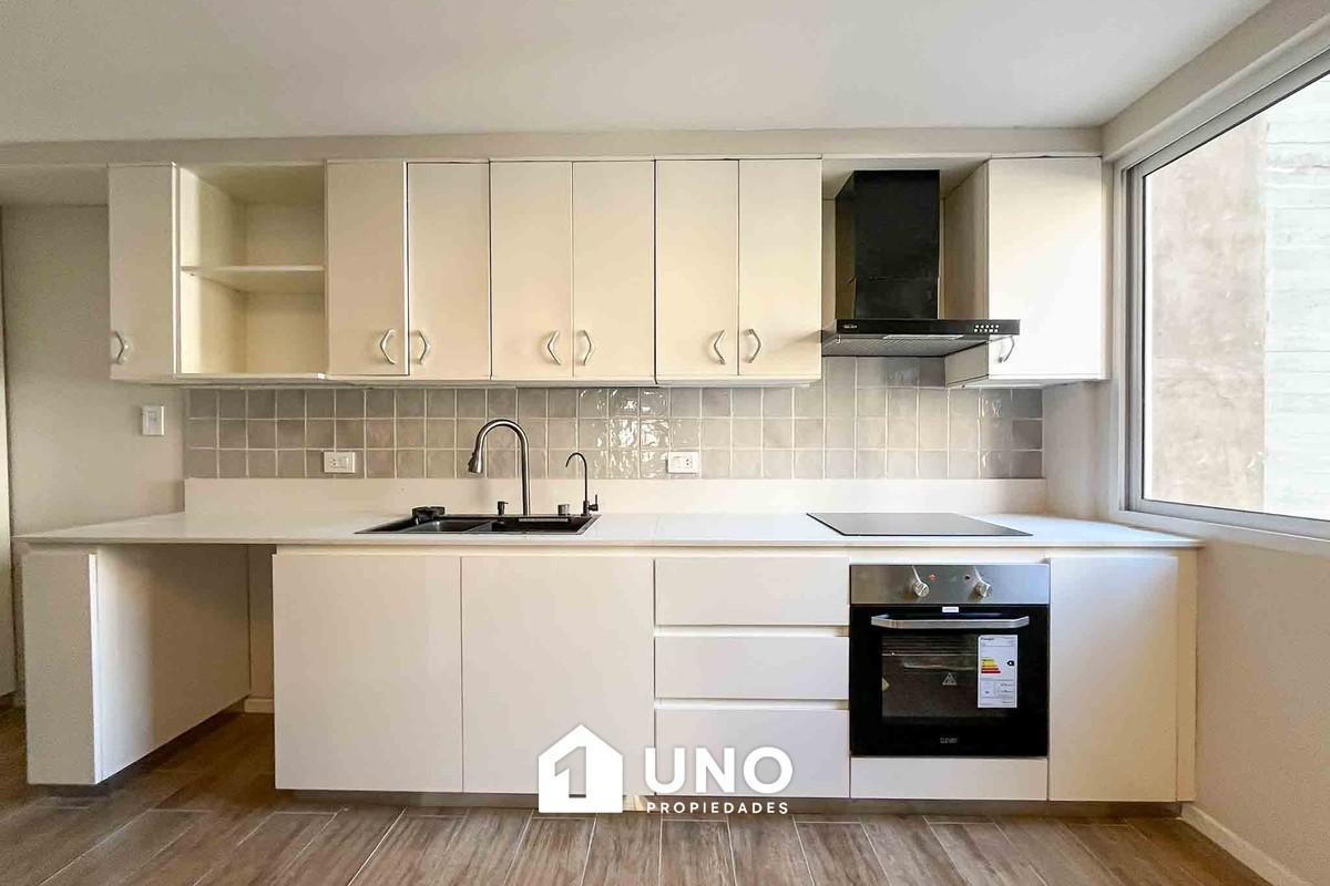 Foto de Piso exclusivo de 3 dormitorios reciclado, en zona río., imagen 3