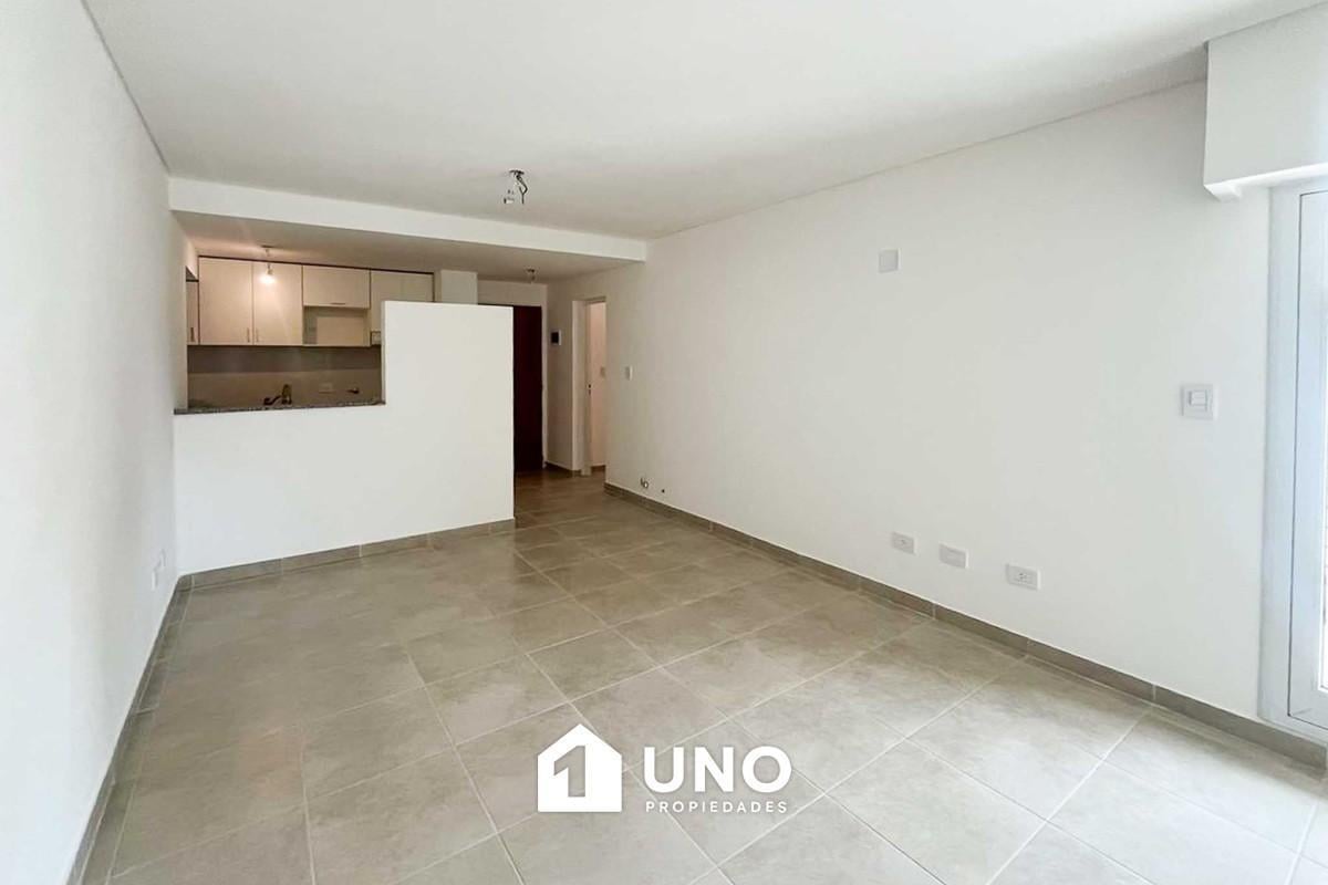 Foto de Departamento a estrenar de tres dormitorios con balcón al frente., imagen 2