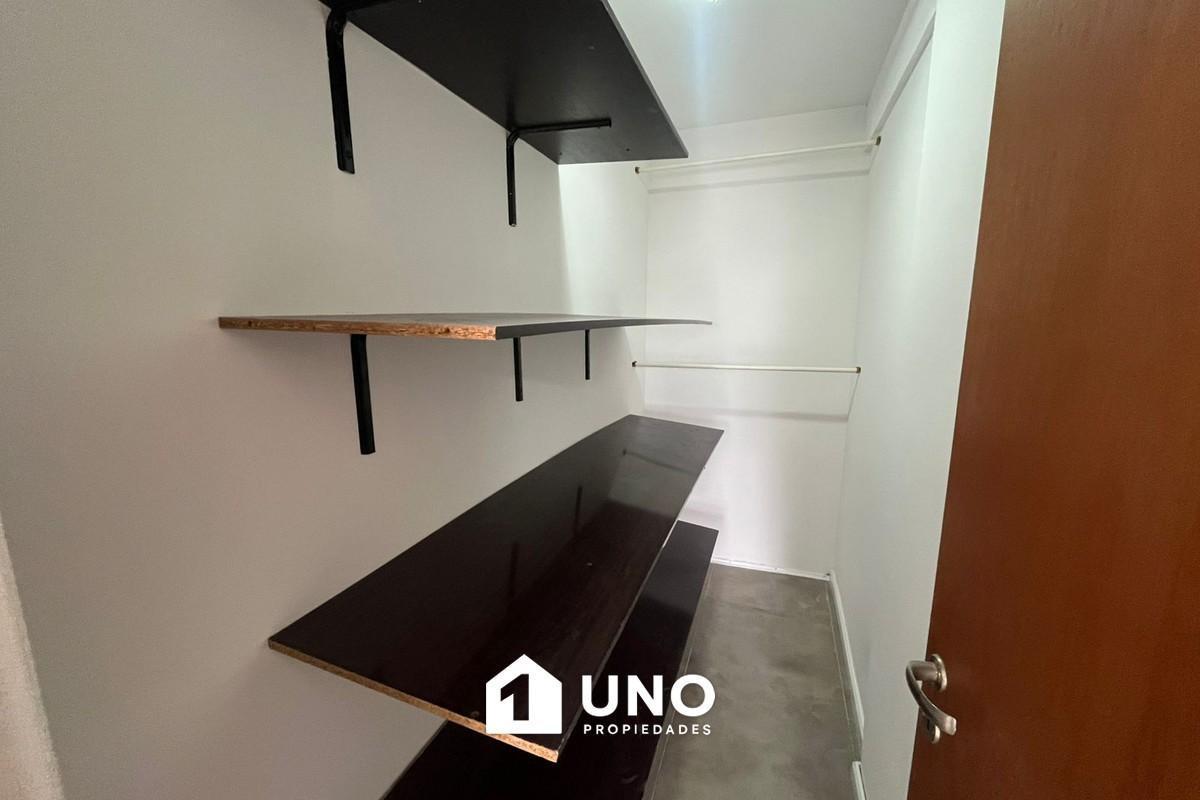 Foto de Departamento un dormitorio con balcón al frente., imagen 1