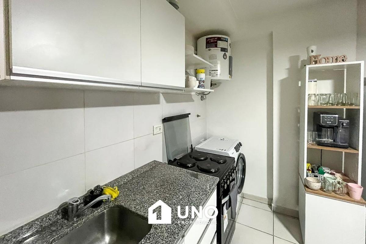 Foto de Monoambiente con balcón orientado al norte. Excelente estado. Apto, imagen 4