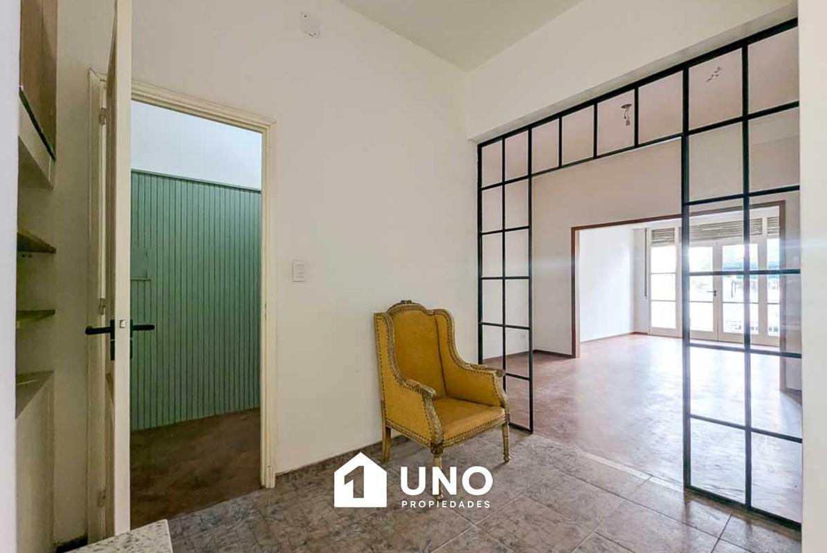 Foto de Semipiso parcialmente reciclado de 4 dormitorios en zona centro, imagen 4
