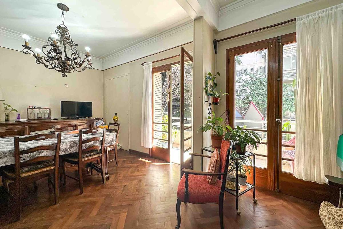 Foto de Piso exclusivo de 2 dormitorios y habitación de servicio. Apto crédito., imagen 1