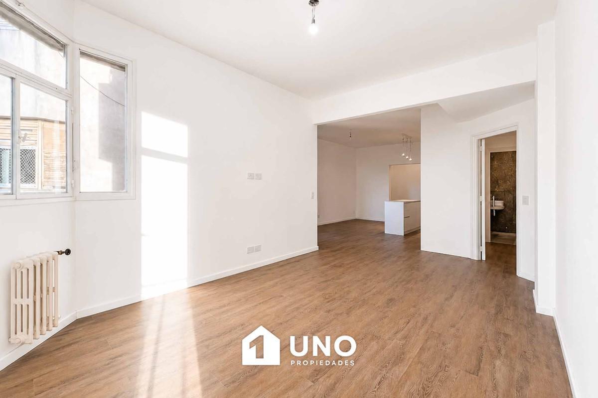 Foto de Semipiso de 3 dormitorios, completamente reciclado, orientado al norte., imagen 1