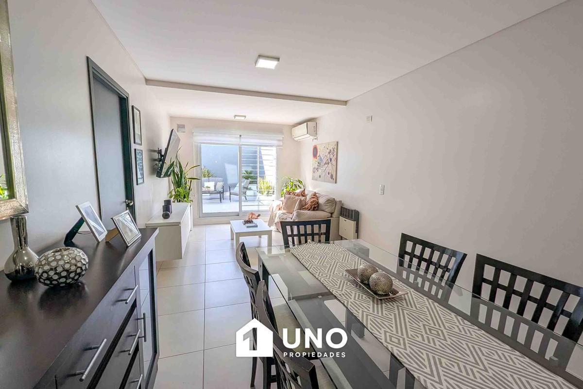 Foto de Departamento de 1 dormitorio con patio exclusivo con parrillero. Apto, imagen 3