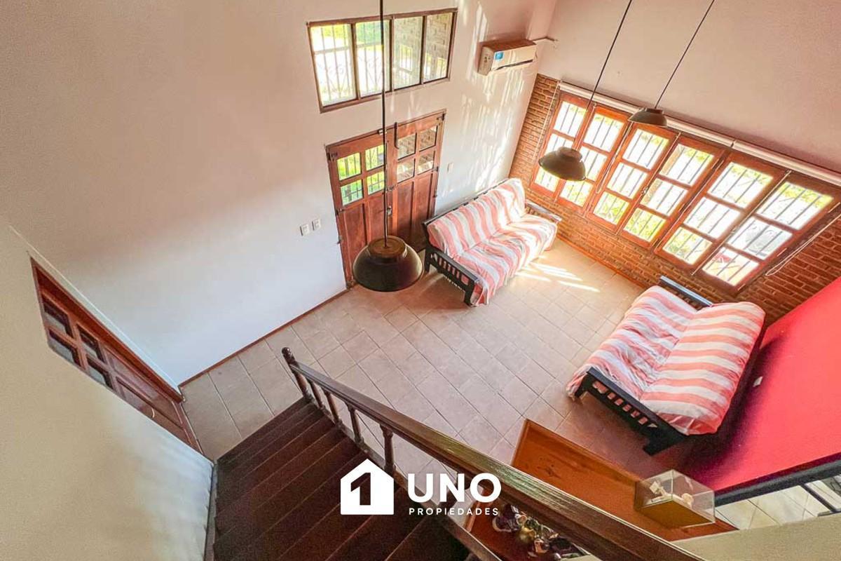 Foto de Casa de 4 dormitorios en Pueblo Esther. Con gran patio, pileta, cochera, imagen 3