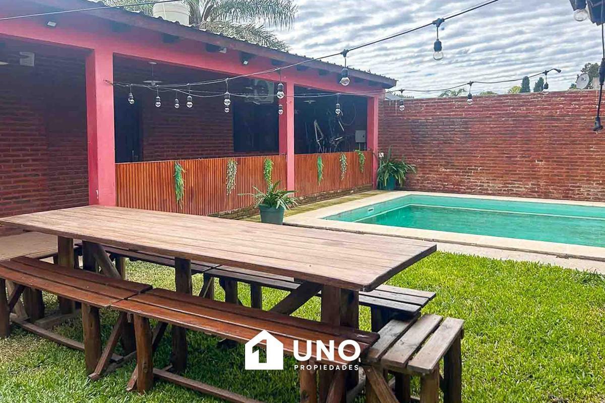 Foto de Casa de 4 dormitorios en Pueblo Esther. Con gran patio, pileta, cochera, imagen 5