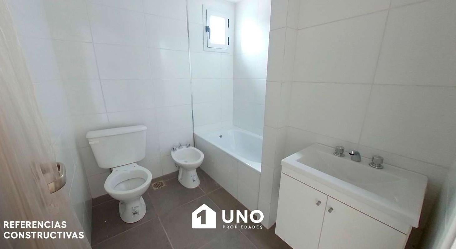 Foto de Departamento 2 dormitorios con balcón y ventilación cruzada. Entrega, imagen 3