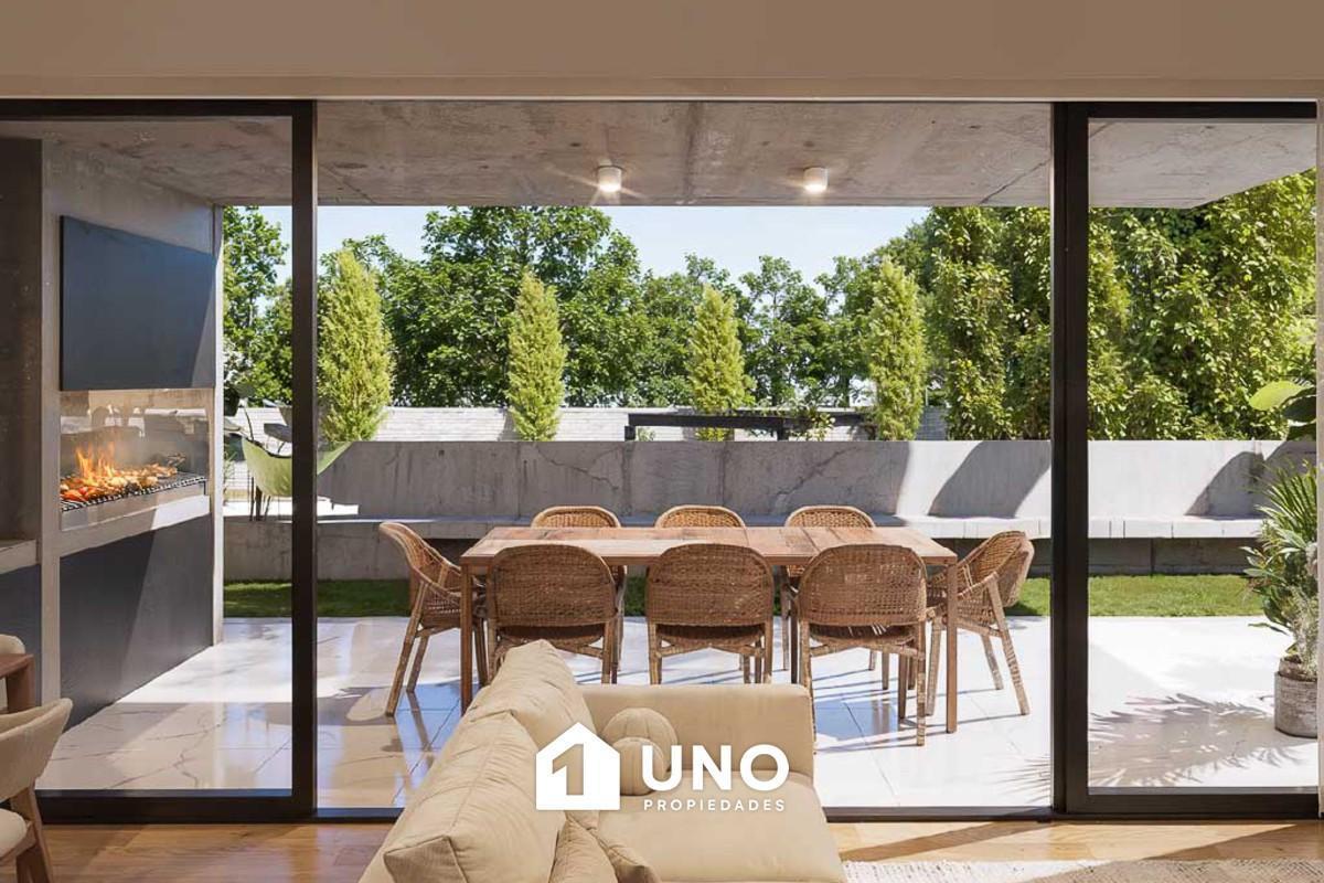 Foto de Amplio departamento de 3 dormitorios en planta baja con patios y, imagen 2