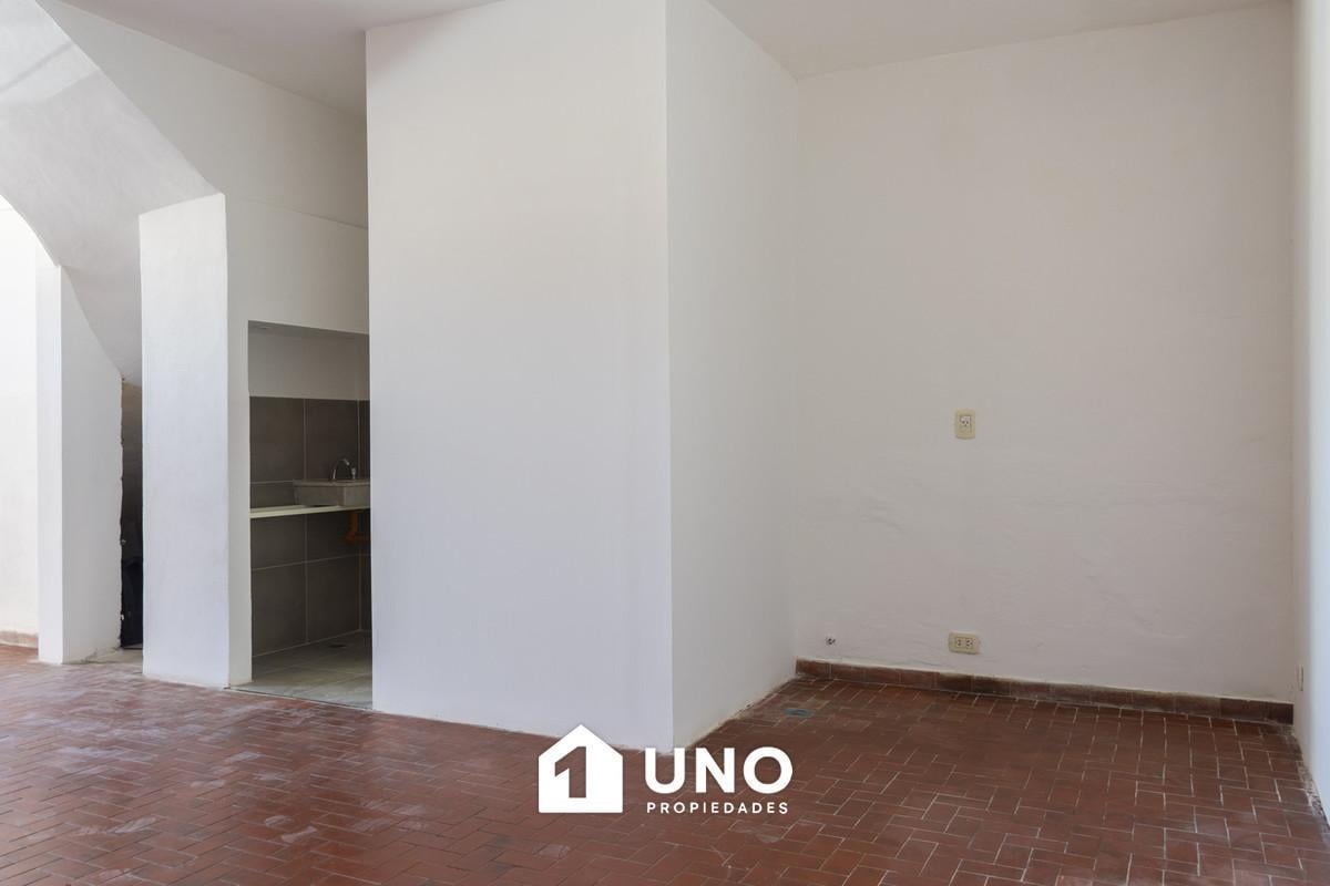Foto de Local comercial en San Juan 4826, 30m2 con baño y depósito, ideal para, imagen 5