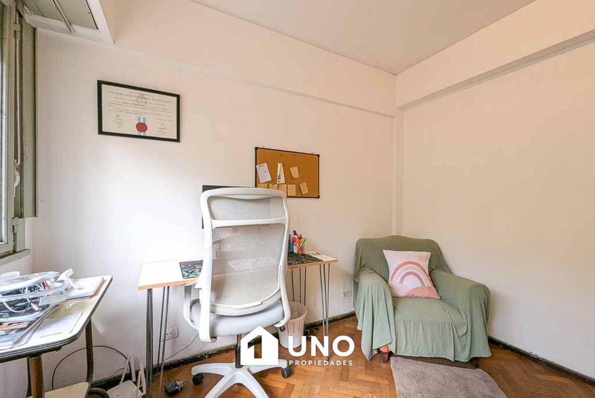 Foto de Piso exclusivo de 2 dormitorios, por escaleras. Apto crédito, imagen 3