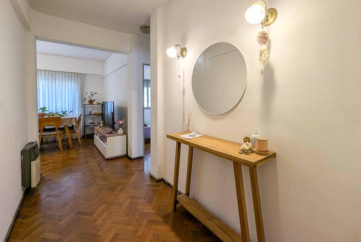 Foto de Piso exclusivo de 2 dormitorios, por escaleras. Apto crédito, imagen 4