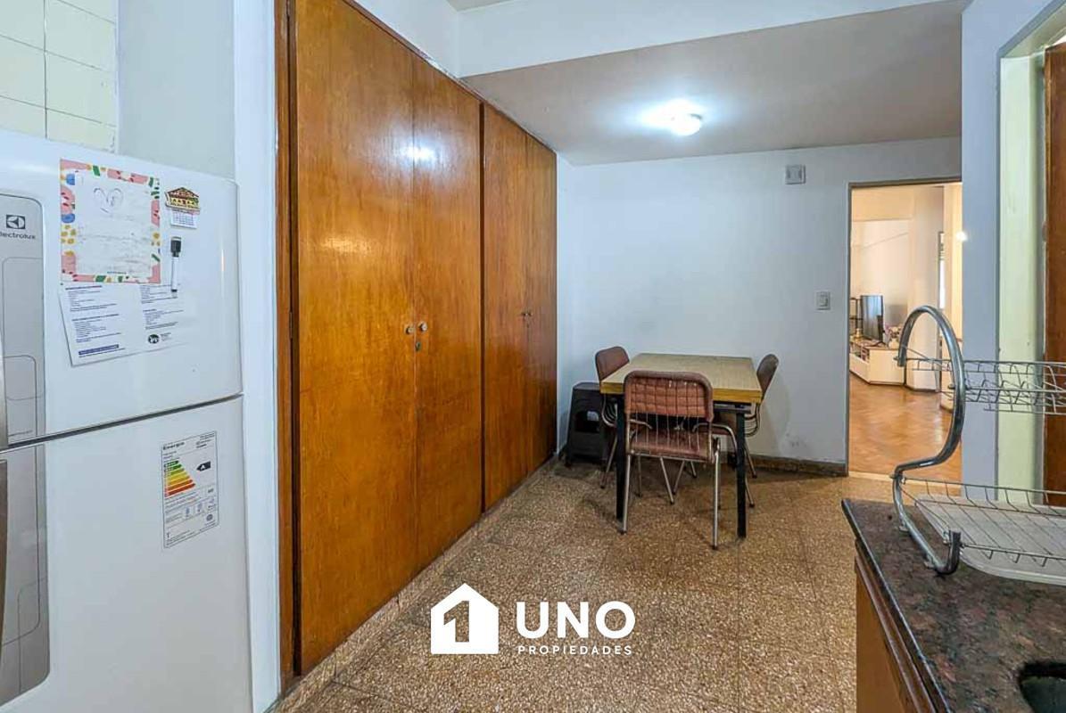 Foto de Piso exclusivo de 2 dormitorios, por escaleras. Apto crédito, imagen 1