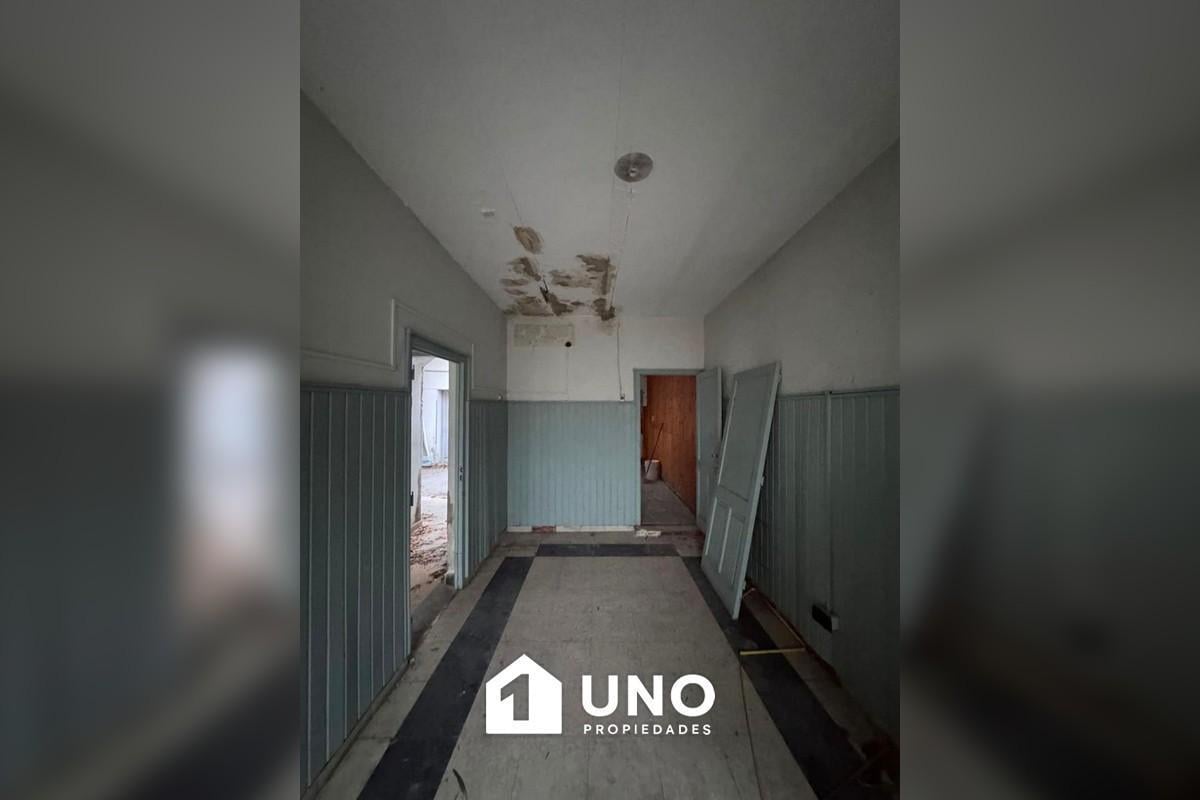 Foto de Casa de 3 dormitorios a reciclar, desarrollada en dos plantas, con, imagen 3