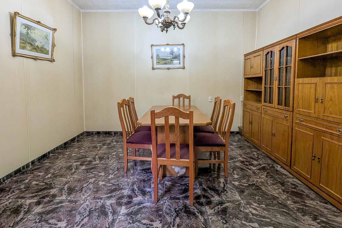 Foto de Casa de pasillo de 2 dormitorios con terraza exclusiva., imagen 1