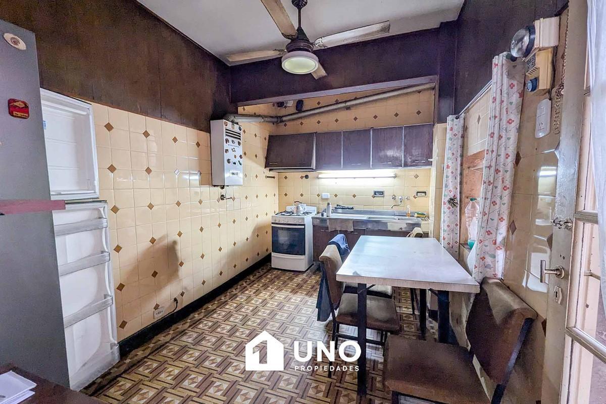 Foto de Casa de pasillo de 2 dormitorios con terraza exclusiva., imagen 3