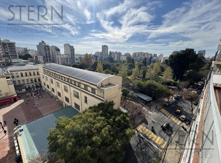 4 AMBIENTES CON COCHERA Y DEPENDENCIA EN CABALLITO 5