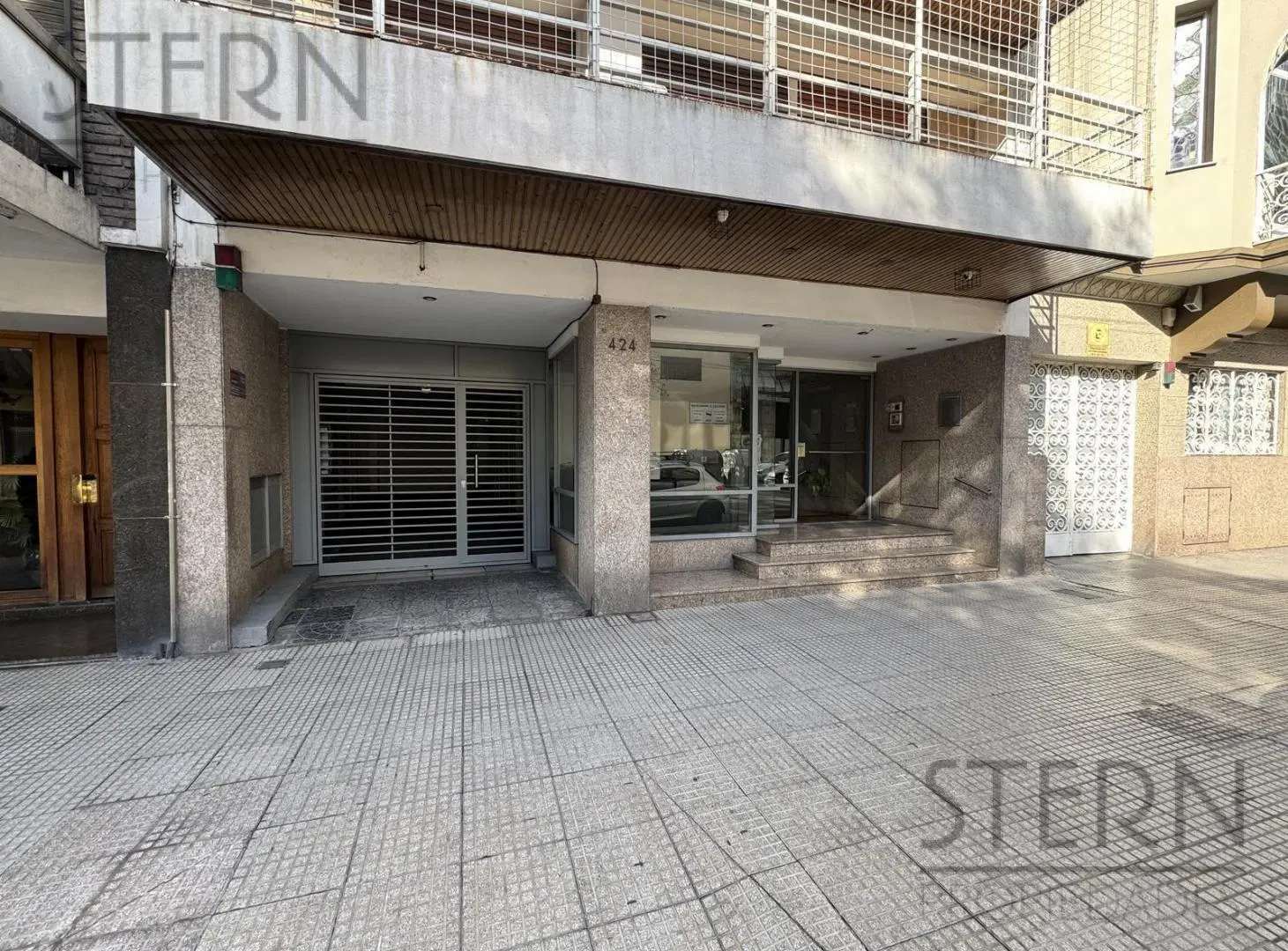 4 AMBIENTES CON COCHERA Y DEPENDENCIA EN CABALLITO 2