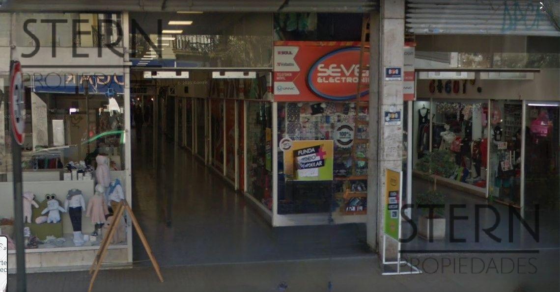 Foto de Local comercial en Calle 12 entre 59 y 60. Galeria Local al frente, imagen 2