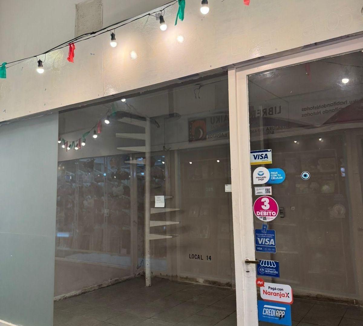 Foto de Local en calle 12 entre 59 y 60 la más comercial - La Plata, imagen 1