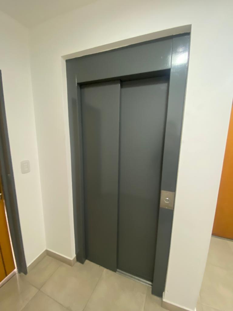 Venta de edificio en Bloque