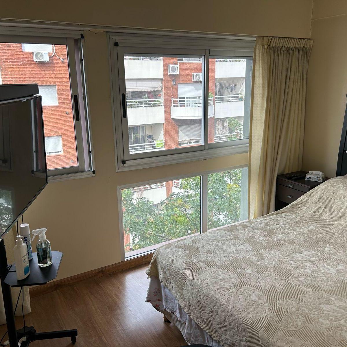 Venta Departamento en Dúplex 3 Ambientes con Cochera en Caballito 2