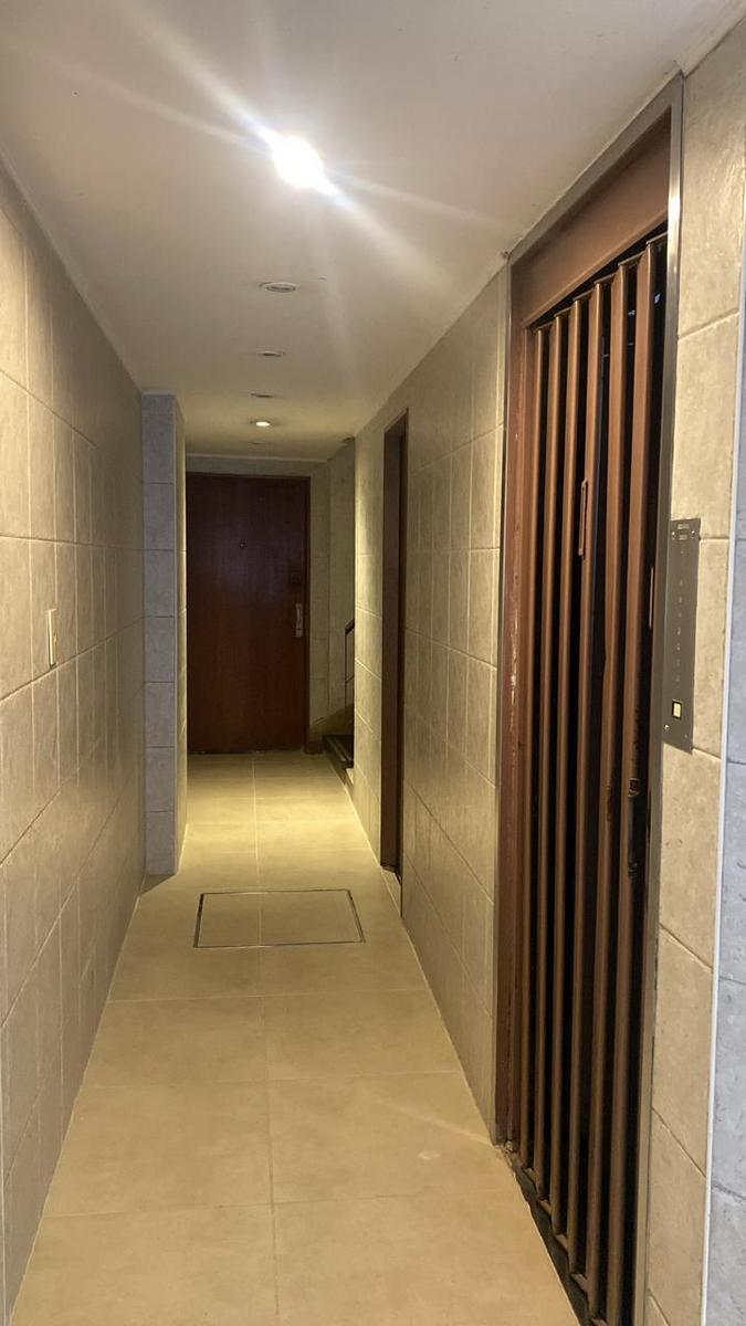 Oportunidad! Departamento en Venta de 3 Ambientes con Patio 1