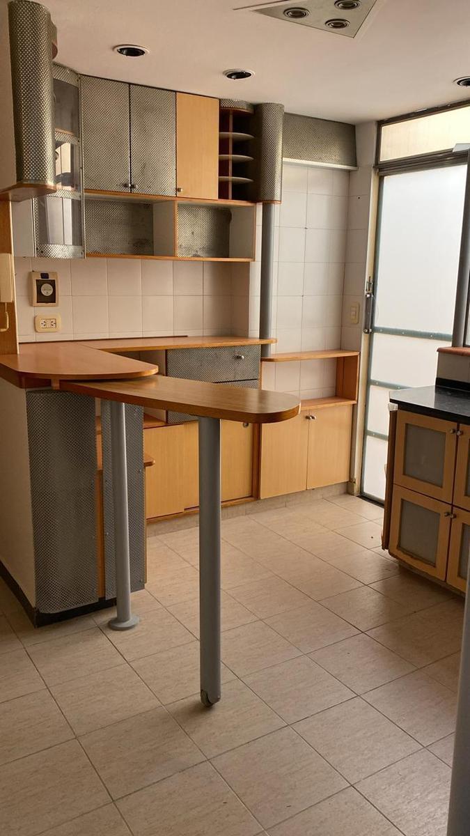 Oportunidad! Departamento en Venta de 3 Ambientes con Patio 5